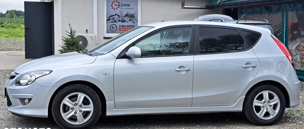 Hyundai I30 cena 20500 przebieg: 167000, rok produkcji 2010 z Wolsztyn małe 46